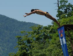 Cliff Diver Orlando Duque (c) Stefan Aufschnaiter