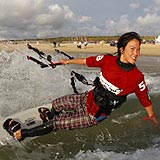 Die zweifache Deutsche Meisterin Sabrina Lutz gewann auf Sylt den Freestyle-Wettbewerb. Foto: Kitesurf Trophy/ Axel Reese