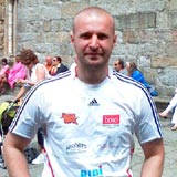 Der Weg ist das Ziel. So auch für Mario Fedoran, der fast 700 km auf dem Jakobsweg gejoggt ist. Foto: privat