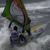 Kauli Seadi aus Brasilien beim Surf World Cup auf Sylt. Foto: HOCH ZWEI / Malte Christians