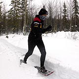 Laufen mit Schneeschuhen.  Foto: Markus Poch (teutopress) / Christiane Kappes (Kappes Adventure Press)