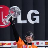 Die heißbegehrte Kristallkugel. Foto: FIS - Oliver Kraus