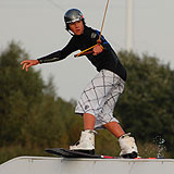 Frederic von Osten beim Wakeboarden. Foto: Veranstalter