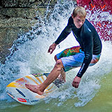 Gerry Schlegel bei den Munich Surf Open. Foto: flohagena.com